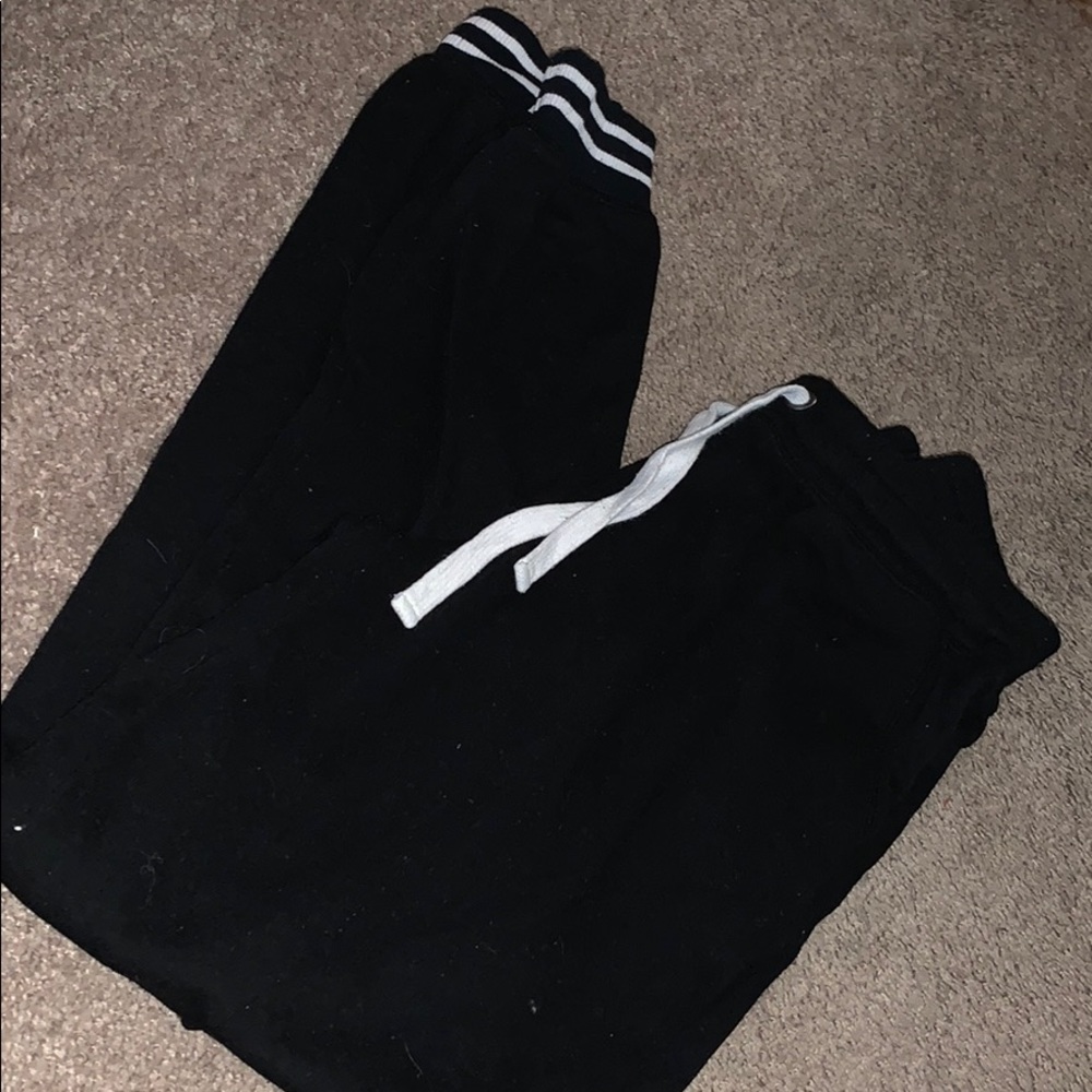 SWEATPANTS